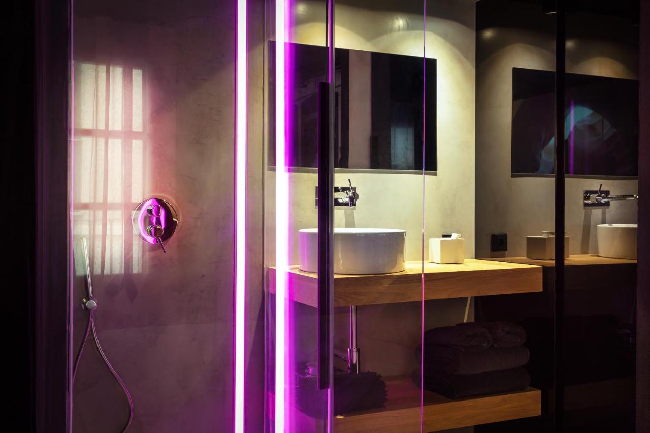 Zrooms&Suites Hostel Boutique Zaragoza Exterior photo