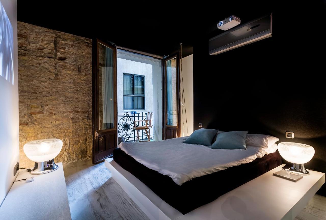 Zrooms&Suites Hostel Boutique Zaragoza Exterior photo